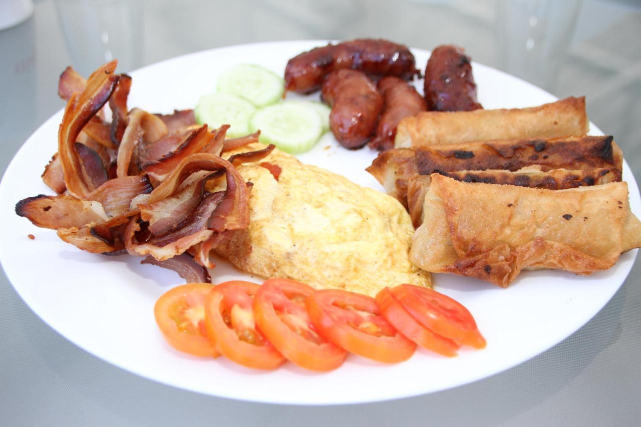 Victoria'S Bed & Breakfast Puerto Galera Εξωτερικό φωτογραφία