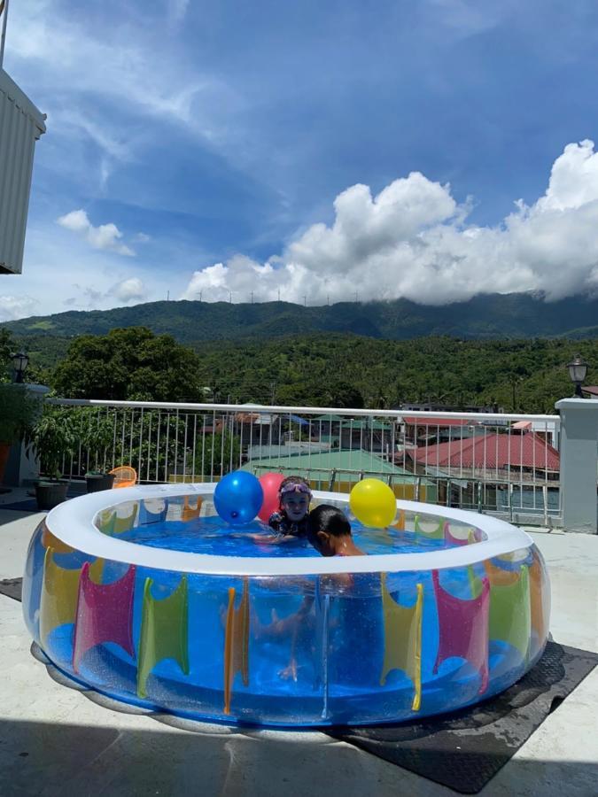 Victoria'S Bed & Breakfast Puerto Galera Εξωτερικό φωτογραφία