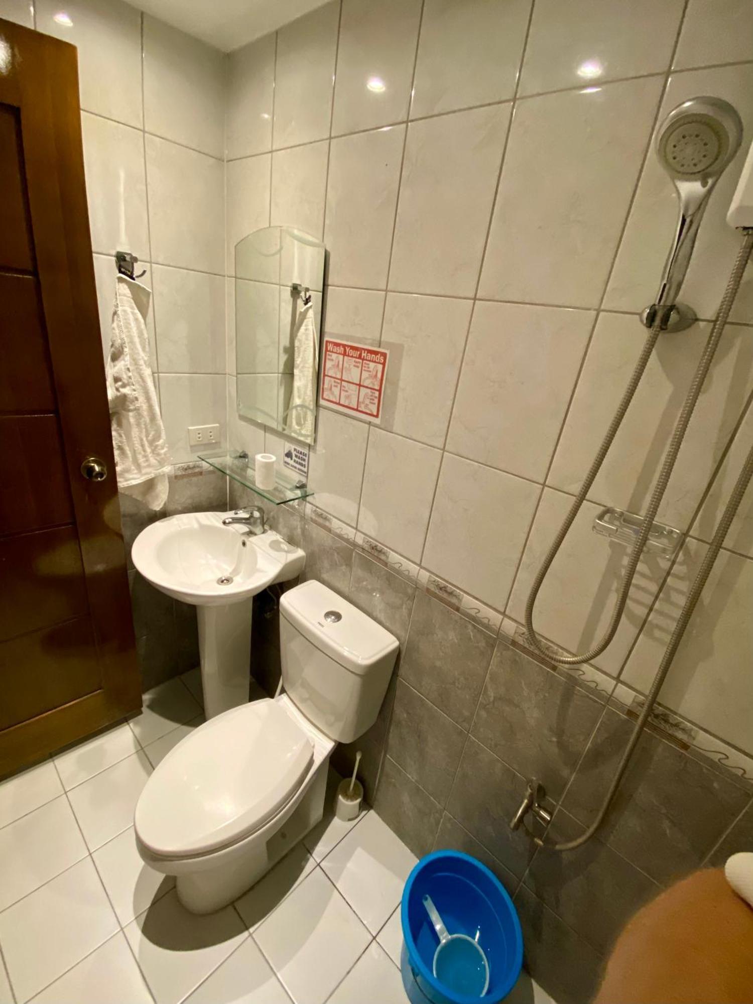 Victoria'S Bed & Breakfast Puerto Galera Δωμάτιο φωτογραφία